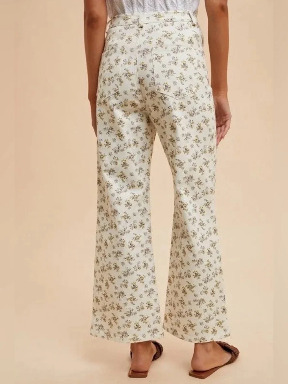 High Rise Wide Leg Floral Jeans Ivory NWT | AnnieWear | M - Picture 2 of 5